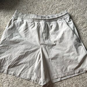 Men’s lululemon shorts